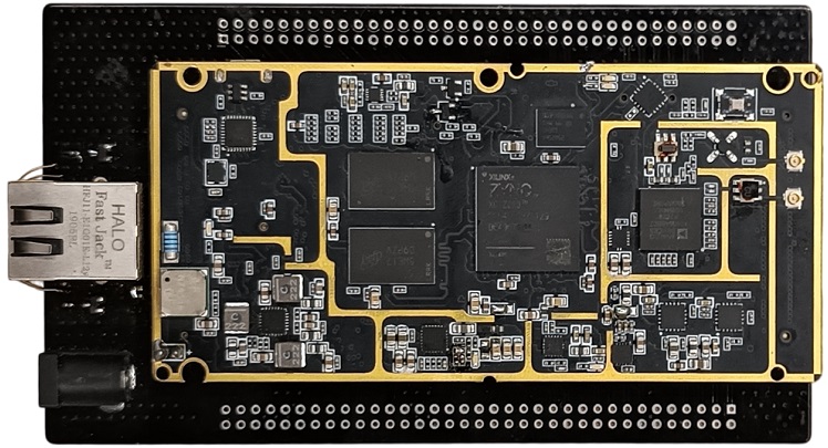 برد SDR مخابراتی ZYNQ7020